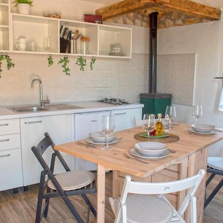 Cottage Rugonj 스타리 그라드 외부 사진
