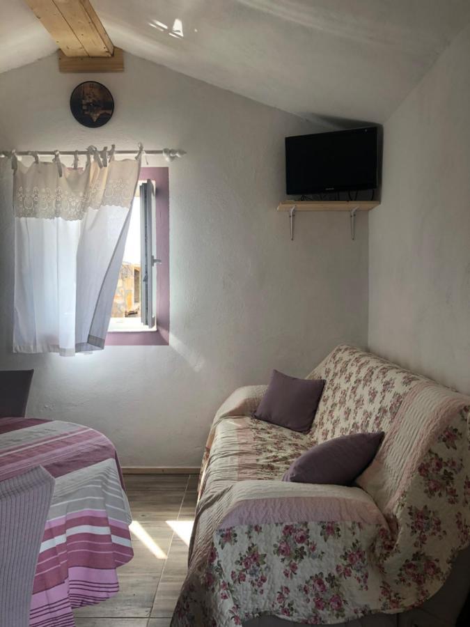 Cottage Rugonj 스타리 그라드 외부 사진